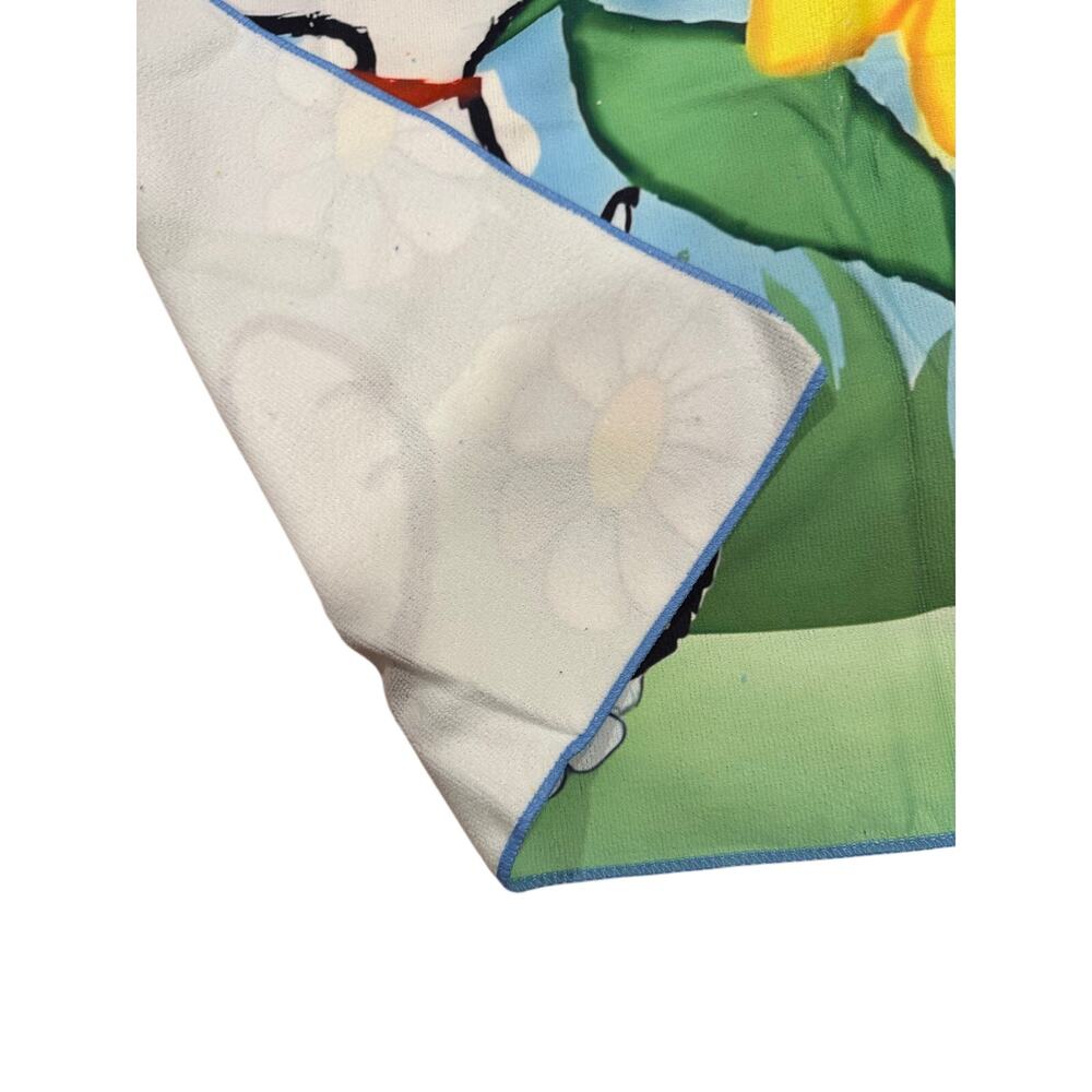 Snoopy beach towel with a sunflower - Picture 4 of 4